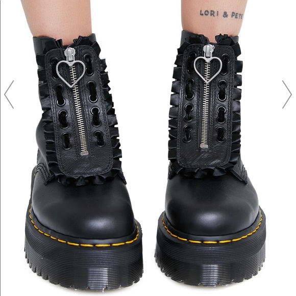 Dr.Martens × LAZY OAF ISO DR MARTENS X LAZY OAF JUNGLE BOOTS